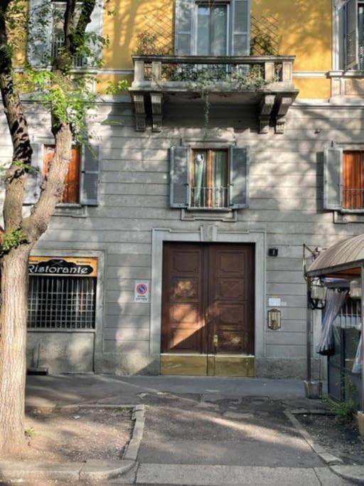 דירות Splendido Bilocale In Vecchia Milano מראה חיצוני תמונה